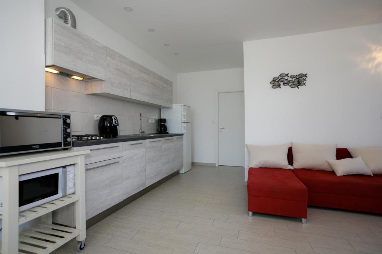 Oliva Apartment Vrbnik Bagian luar foto